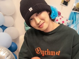 「将来見えてきた」俳優転身の元人気YouTuber、”産まれたての赤ちゃん”を抱いた写真に反響！