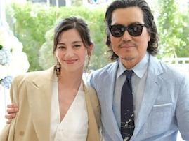 「顔ちっさ！ 足なっが！」中条あやみ、イケメン過ぎる“パパ”との密着ショットに「ダンディーすぎる」の声！