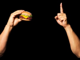 「わかってるな、絶対ダメだぞ」乙武洋匡氏、マック公式に警告「ほんとに絶対ダメで笑う」「最強のフリ過ぎる」