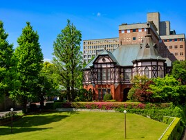 私立大学群「成成明学」の中で最も自慢できそうだと思う大学ランキング！ 2位「明治学院大学」、1位は？