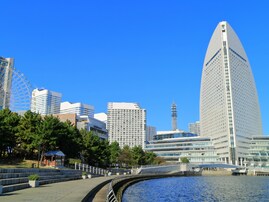 「家族で泊まりたい横浜のホテル」ランキング！ 2位は「ヨコハマ グランド インターコンチネンタル ホテル」、1位は？