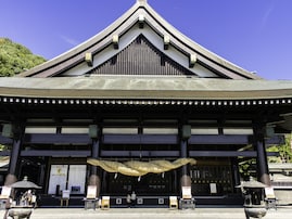 好き＆行ってみたい「岡山県のパワースポット」ランキング！ 2位「最上稲荷山妙教寺」を抑えた1位は？