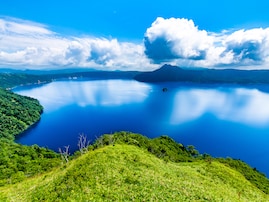 好き＆行ってみたい「北海道のパワースポット」ランキング！ 2位「摩周湖」、1位は？