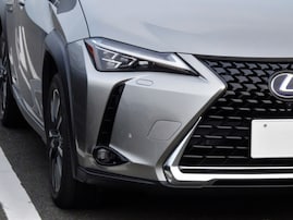 「女性が乗っていたら似合う」と思うレクサスの車ランキング！2位「UX」、1位は？