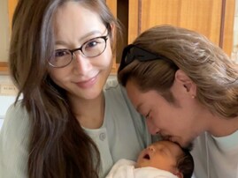 「2年前肺に穴が空いて産まれてきて」宮崎麗果、誕生日迎えた息子について明かす。「全てが奇跡の賜物」