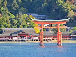 【2025年7月調査】好き＆行ってみたい「日本の世界遺産」ランキング！ 「厳島神社」と並んだ同率1位は？