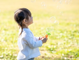 学校教員による性犯罪も…。3歳から始められる「シャボン玉メソッド」で性被害の予防を