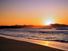 夏に行きたい「京都府の絶景ドライブスポット」ランキング！ 2位「夕日ヶ浦海岸沿いルート」、1位は？【2025年調査】