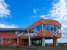 好き＆行ってみたい「北海道の道の駅」ランキング！ 2位「厚岸グルメパーク」、1票差の1位は？