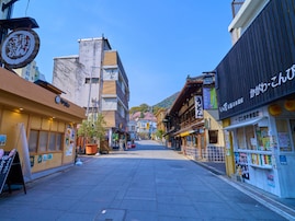 四国地方で「夏に行きたい穴場の温泉地」ランキング！2位「こんぴら温泉郷」、1位は？