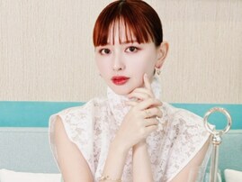 「なんだAI美女か」39歳の美人モデル、圧倒的透明感の最新ショットに称賛の声！ 「フランス人形のよう」