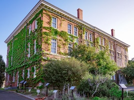 優秀な学生が多いと思う「福岡県の私立進学校」ランキング！ 2位「西南学院高等学校を抑えた1位は？【2025年調査】