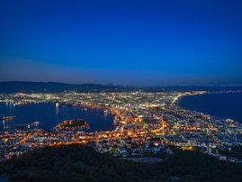 好き＆行ってみたい「北海道の星空スポット」ランキング！ 2位「函館山展望台」を抑えた1位は？【2025年調査】