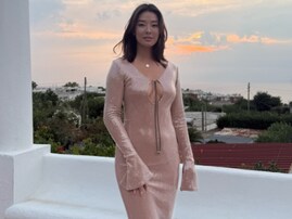 「どんどん色気が増してるような!?」すみれ、圧巻ボディライン際立つドレス姿！「NICEプロポーション」