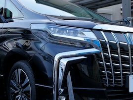 乗っていたら「おしゃれ」と思うトヨタの車ランキング！ 2位「アルファード」を抑えた1位は？【2025年調査】