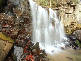 福島県で「夏に行きたい滝」ランキング！ 2位「八流の滝」を抑えた堂々の1位は？【2025年調査】