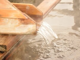 名湯百選の中で、好き＆行ってみたい「山梨県の温泉」ランキング！ 2位「石和温泉」を5票差で抑えた1位は？