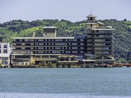 1人旅で行きたい「中国地方の温泉地」ランキング！ 鳥取県の「はわい温泉」を抑えた1位は？【2025年調査】