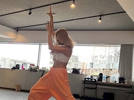 「くうちゃん痩せましたか？」倖田來未、引き締まった美ボディを披露！「若返ってる」「腹筋ヘルシー」