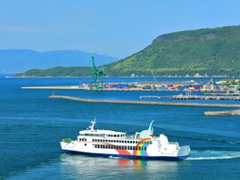 四国エリアの住民が選ぶ「住みたい街」ランキング！ 3位「高松市」、2位「東京23区」、1位は？