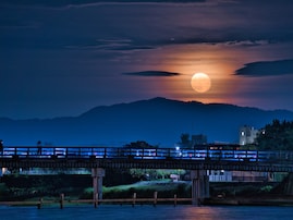 好き＆行ってみたい「京都府のお月見スポット」ランキング！ 2位「嵐山・渡月橋」、1位は？