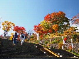 秋に行きたい「群馬県の温泉地」ランキング！ 2位「伊香保温泉」を抑えた堂々の1位は？【2025年調査】