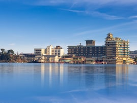 秋に行きたい「中国地方の温泉地」ランキング！ 2位「はわい温泉」、僅差の1位は？【2025年調査】