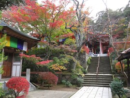 秋に行きたい「石川県の温泉地」ランキング！ 2位「山代温泉」、6票差の1位は？【2025年調査】