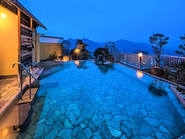 【楽天トラベルセール】「伊香保温泉　和心の宿　大森」が今だけ特別価格に！ 石段街を眺める絶景露天と心温まるおもてなし【9月29日】