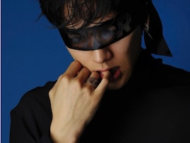 「みんな発狂してるよ！」北村匠海、色気ダダ漏れ目隠しショットにファンもん絶！ 「えげつないです」