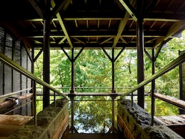 【楽天トラベル温泉SALE】「那須温泉　ホテルハーヴェスト那須」が今だけ特別価格に！那須高原の絶景と温泉リゾート体験【10月1日】