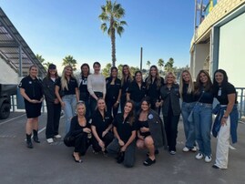 「真美子さん超〜綺麗!!」ドジャース夫人会に真美子さん再び登場「フリーマンの奥様　小顔すぎるだろwww」