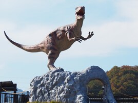 秋に行きたいと思う「福井県の道の駅」ランキング！ 2位「恐竜渓谷かつやま」、1位は？【2025年調査】