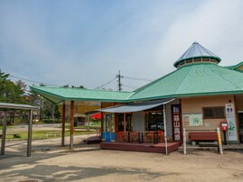 秋に行きたいと思う「岡山県の道の駅」ランキング！ 2位「蒜山高原」を抑えた1位は？【2025年調査】