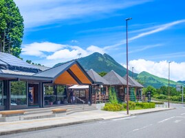 秋に行きたいと思う「大分県の道の駅」ランキング！ 2位「ゆふいん」を抑えた1位は？【2025年調査】