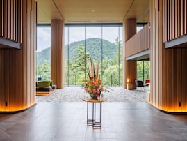 【楽天トラベル宿クーポン】「あたみ石亭」が今だけ特別価格に！ 静寂と美に包まれた大人の隠れ宿【10月6日】