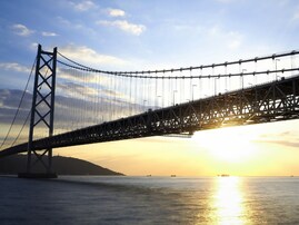 秋に行きたい「兵庫県の絶景ドライブスポット」ランキング！ 2位「明石海峡大橋周辺ルート」、1位は？