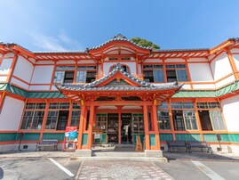 グルメも楽しめると思う「佐賀県の温泉地」ランキング！ 2位「武雄温泉」を抑えた1位は？【2025年調査】