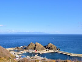 秋に行きたいと思う「青森県の絶景スポット」ランキング！ 2位「津軽海峡」を抑えた1位は？ 【2025年調査】