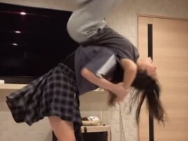 「痩せた？足キレイ！」吉田沙保里、めいっ子？ を軽々投げる姿に反響「どんどん綺麗になっていくね」