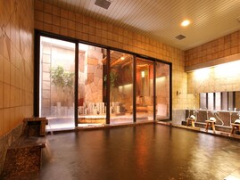 【楽天トラベル売れ筋1位】「─都心の天然温泉─ 名古屋クラウンホテル」は名古屋駅近くで湯けむりに包まれる贅沢空間【10月23日】