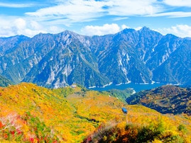 秋に行きたいと思う「長野県の絶景スポット」ランキング！ 2位「立山黒部アルペンルート」、1位は？