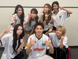 「成功したヲタク」山田裕貴、女性K-POPグループとの近距離ショットに反響！ 「ただのファンみたい」