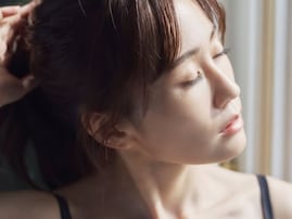 「むちゃくちゃ綺麗だよ」前田敦子、レアなランジェリーショット公開！ “人生最後の一冊”デビュー20周年記念