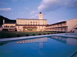 【楽天トラベルセール】「秋保温泉 秋保リゾートホテルクレセント」が今だけ特別価格に！ 本格フレンチに舌鼓【10月29日】