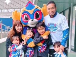 「これで愛梨をおとしました」長友佑都、息子の前で平愛梨を“落とした”特技披露「夫と初めて2人で会って」