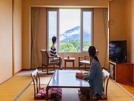 【楽天トラベル宿クーポン】「休暇村　裏磐梯」が今だけ特別価格に！ 静かな森に佇む癒しの温泉宿でリフレッシュ【11月11日】