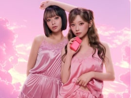 「天使より天使」重盛さと美、美脚際立つモデルショットにファン歓喜！「けしからん」「相変わらず神」