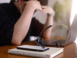 「出戻りの罪悪感」41歳男性、年収250万円、実家暮らし。親に「甘えてしまっている」と感じるワケ