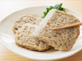 旅先で買いたい「愛媛県のお土産」ランキング！ 2位「宇和島じゃこ天（安岡蒲鉾）」を抑えた1位は？ 【2025年調査】